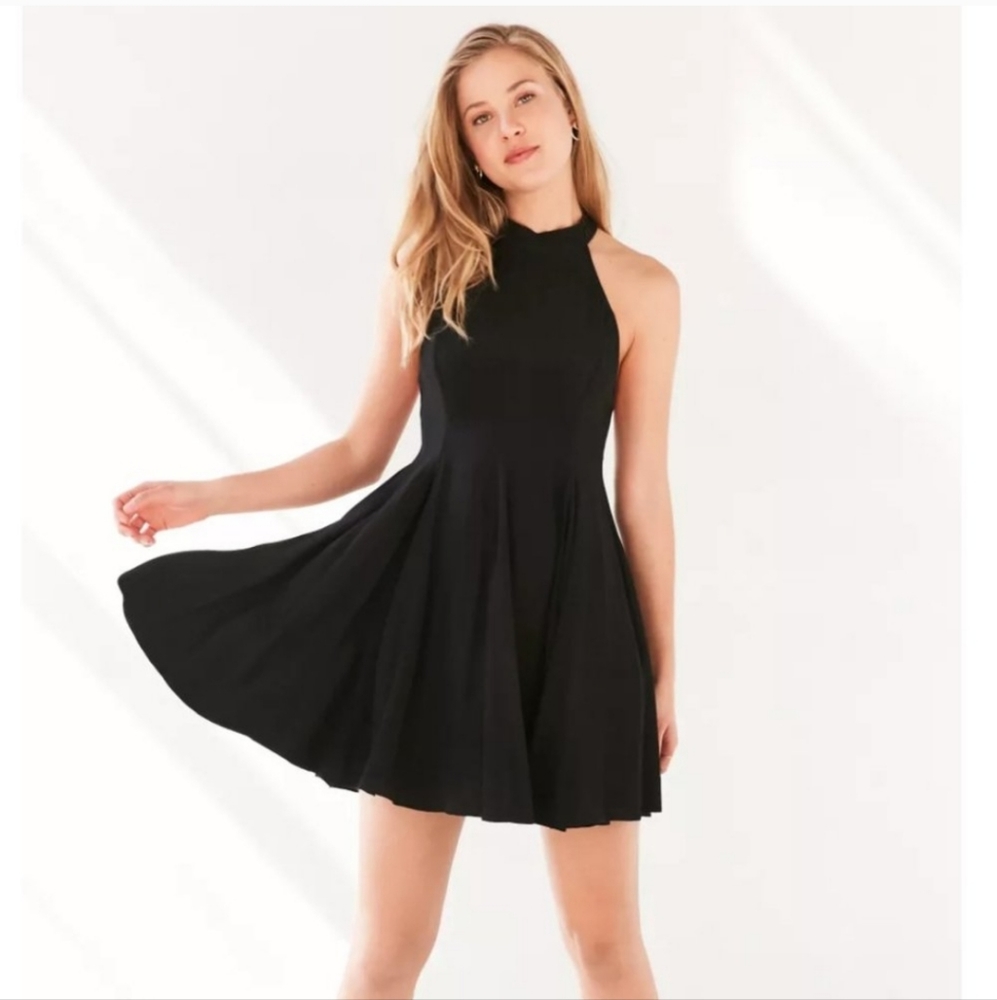 Urban Outfitters Kimchi Blue M open back haulter dress Black